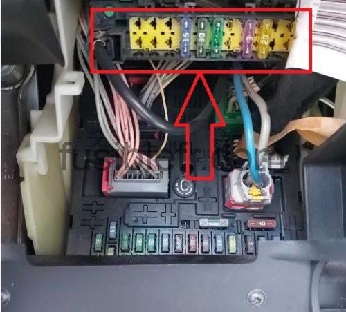 Sch ma Bo te Fusibles Peugeot 407 2004 2012 sch-ma-bo-te-fusibles-peugeot-407-2004-2012
